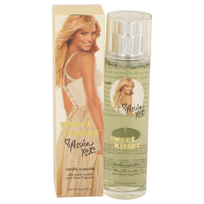 Sweet Kisses Vanilla Cupcake